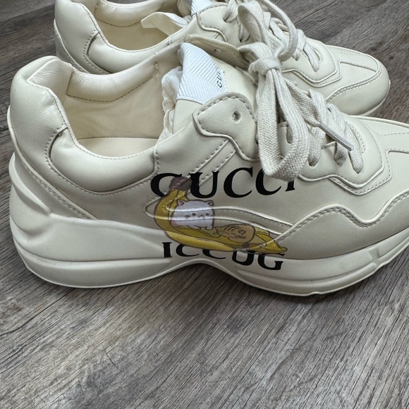 Gucci x Bananya Sneakers Ivory Size 36 - Picture 8 of 11
